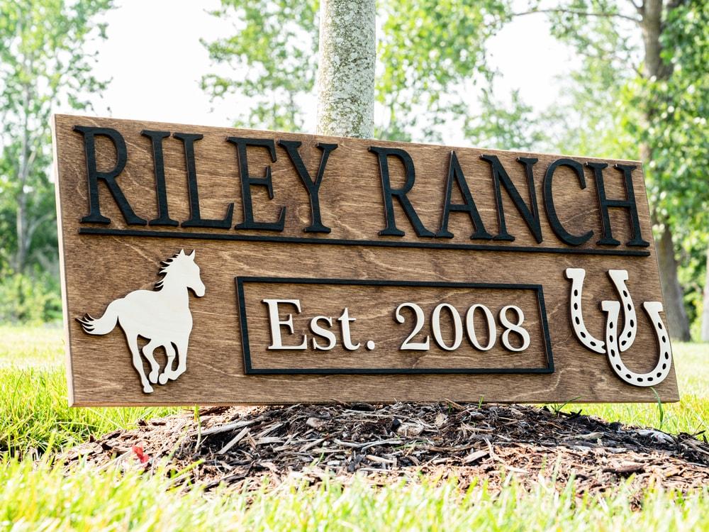 Personalized Horse Sign, Equestrian Sign, Ranch Signs, Horse Ranch, popular Horse Decor, Farm Decor, Ranch Decor, Wedding Gift, Christmas Gift